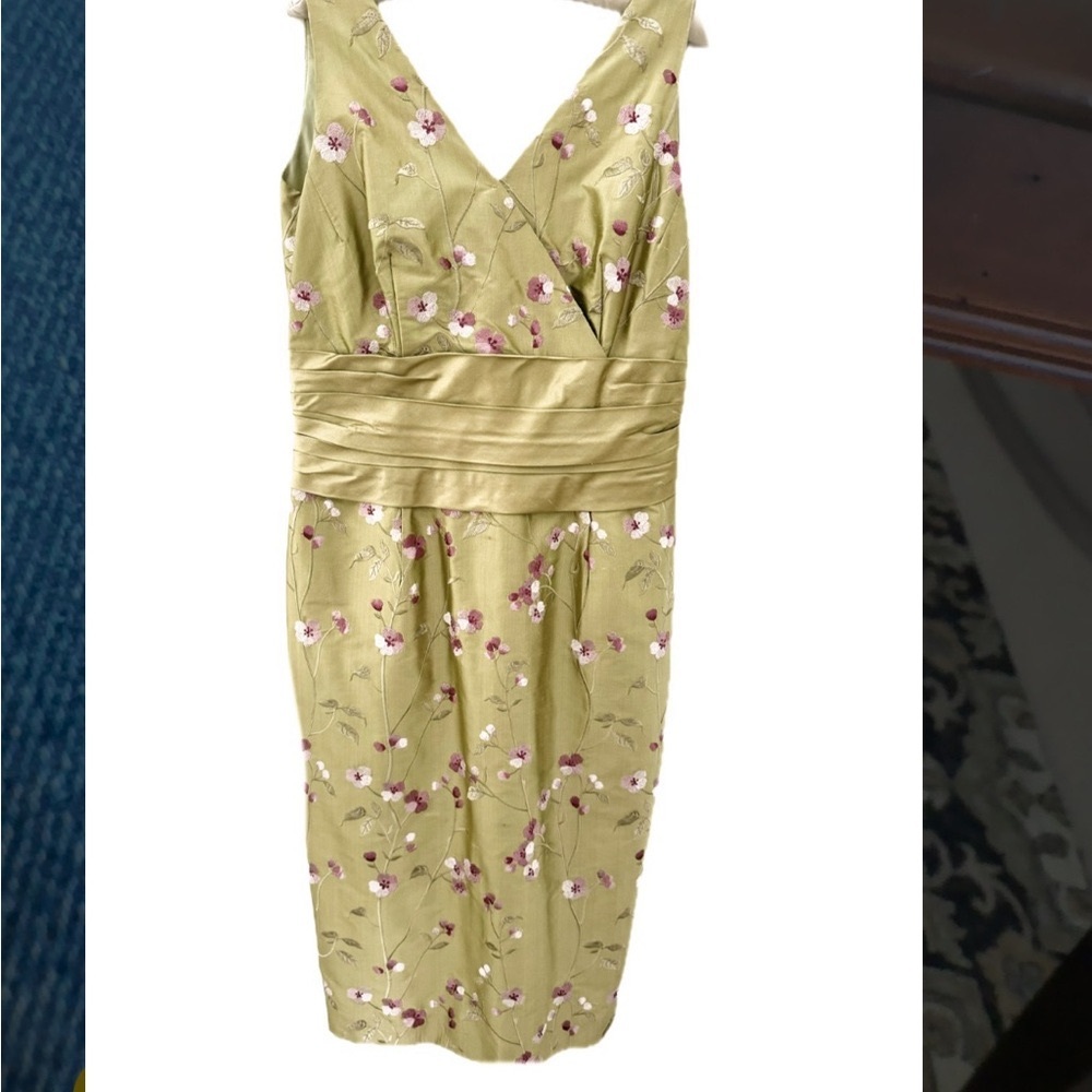 SIRI Embroidered Cocktail Dress in Celery Green